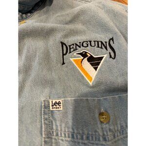 Vintage Lee Sport Chambray Denim‎ Pittsburgh Penguins Shirt – Size Large (233)